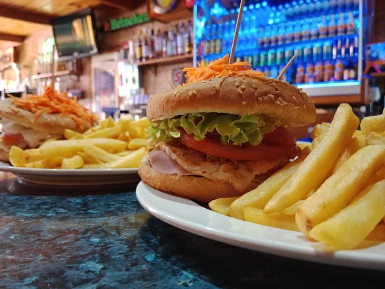 Cafeteria Bar Epoka Image 5 1 768x576