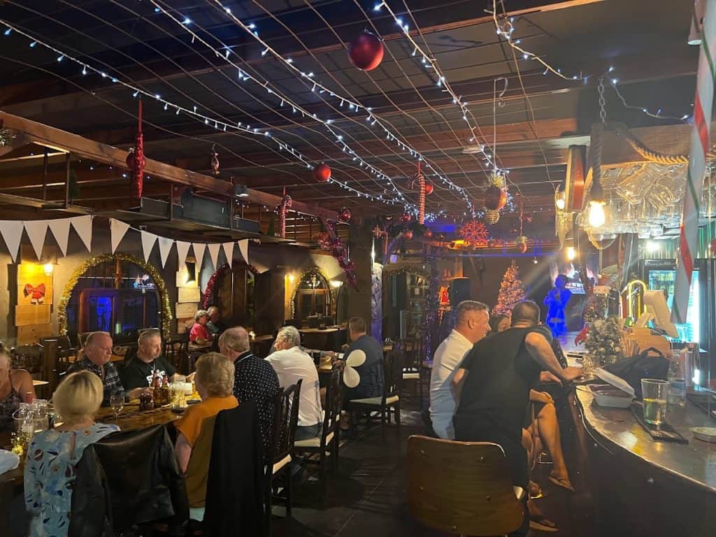 The Treehouse Bar Image 4 1 1024x768