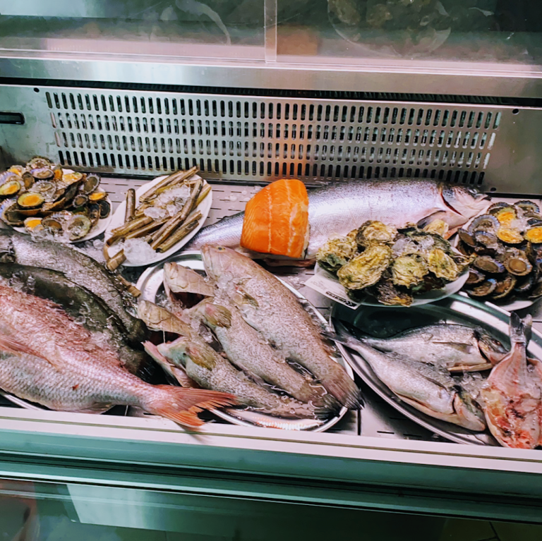 Bar Restaurante El Delfin Image 1 768x767