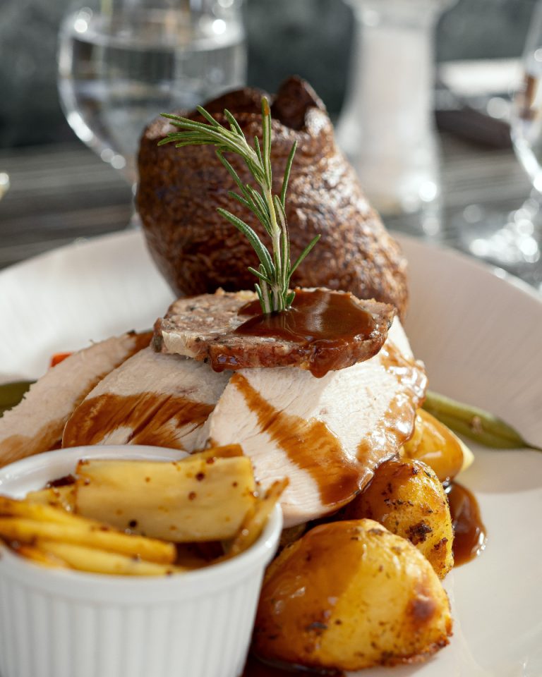 Empire Restaurant Steak House Image 18 768x960