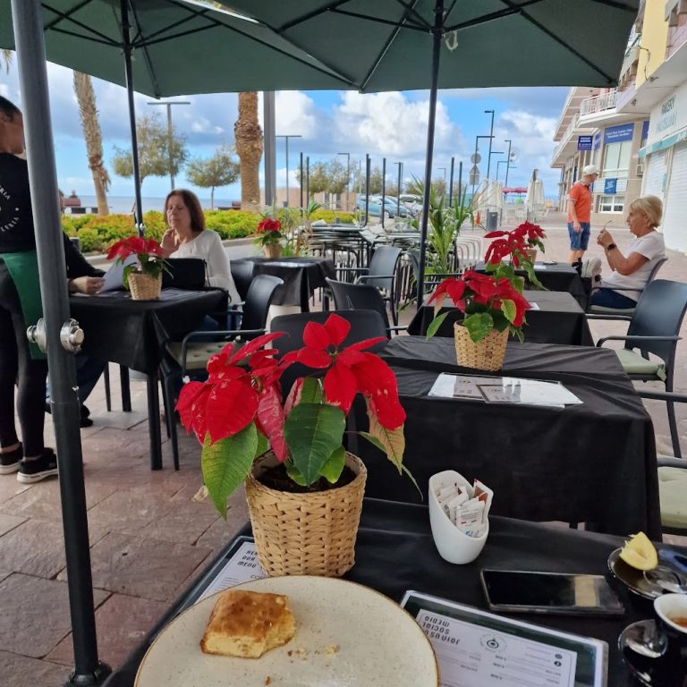 Titi Cafeteria Pasteleria 10 768x768